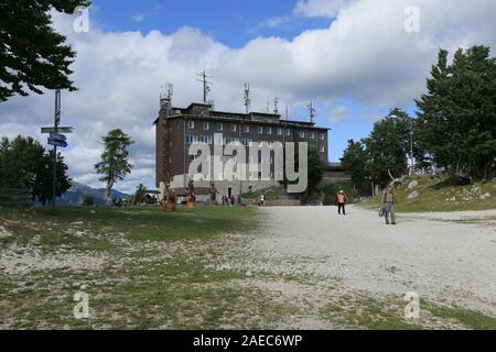 La Slovenia, Bohinj - 08 14 2019: vista del Vogel ski resort montagne in sloveno Alpi Giulie Foto Stock