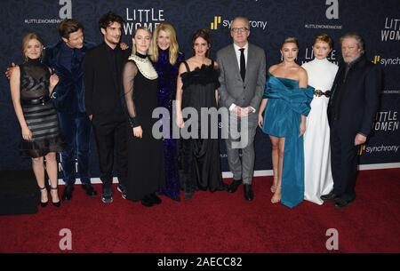 07 Dicembre 2019 - New York New York - Hadley Robinson, James Norton, Louis Garrel, Saoirse Ronan, Laura Dern, Emma Watson, Tracy Letts, Firenze Pugh, Eliza Scanlen e Bill Pullman. ''Piccole Donne'' Premiere Mondiale tenutosi presso il Museo di Arte Moderna. (Credito Immagine: © Ylmj/AdMedia via ZUMA filo) Foto Stock