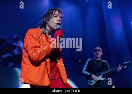 Dicembre 7, 2019, Anaheim, California, U.S: MATT SHULTZ e BRAD SHULTZ di gabbia l'elefante durante il KROQ Absolut quasi acustico concerto di Natale a Honda Center di Anaheim, California (credito Immagine: © Daniel DeSlover/ZUMA filo) Foto Stock