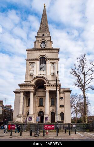 La Chiesa di Cristo Spitalfields nella zona est di Londra. Chiesa anglicana costruita tra 1714 e 1729. Architetto Nicholas Hawksmoor. Foto Stock