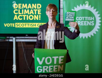 Glasgow, Regno Unito. Il 25 novembre 2019. Nella foto: Claire Miller - Scottish Partito Verde candidato per est di Edimburgo. Credito: Colin Fisher/Alamy Live News. Foto Stock