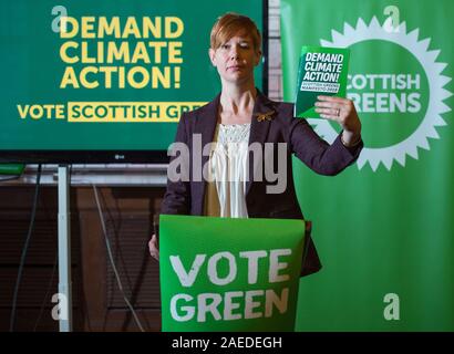 Glasgow, Regno Unito. Il 25 novembre 2019. Nella foto: Claire Miller - Scottish Partito Verde candidato per est di Edimburgo. Credito: Colin Fisher/Alamy Live News. Foto Stock