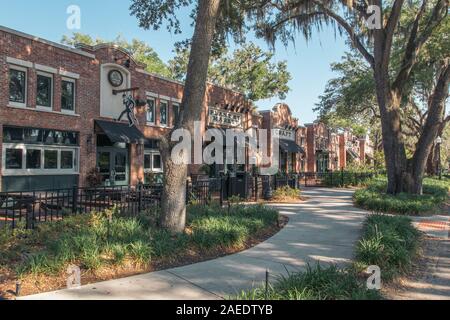 Giardino d'inverno, Florida: 29 maggio 2019 - Impianto Street Market ingresso alla piscina locale di fornitori di cibo e birra artigianale birrerie del centro cittadino di giardino d'inverno, F Foto Stock