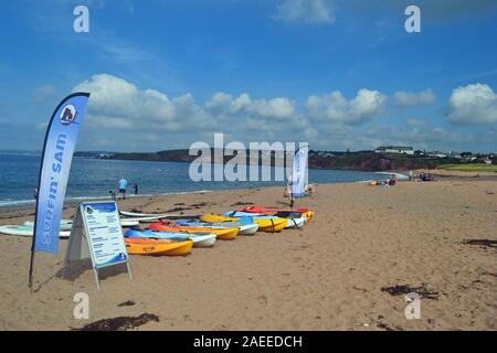 Kayak a noleggio su South Milton Sands, Devon, Regno Unito Foto Stock