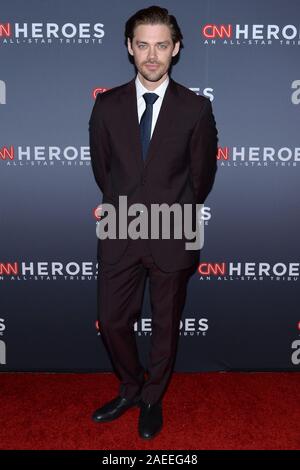 Attore Tom Payne assiste il XIII annuale degli eroi della CNN presso il Museo Americano di Storia Naturale di New York, NY, 8 dicembre 2019. (Foto di Antonio Behar/Sipa USA) Foto Stock