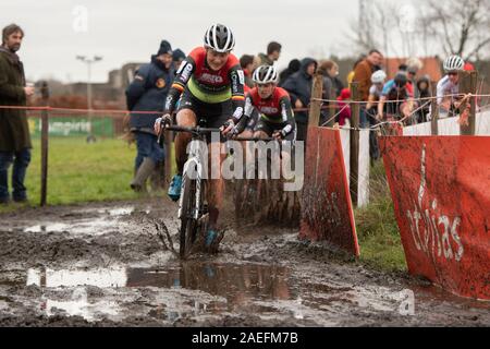 07-12-2019: Wielrennen: Bricocross: Essen Loes Sels Foto Stock