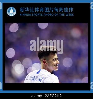 Pechino, Cina. 6 dicembre, 2019. XINHUA SPORT FOTO DELLA SETTIMANA (dal 2 dicembre al 8 dicembre, 2019) trasmessa il 9 dicembre 2019. Stephan El Shaarawy di Shanghai Groenlandia Shenhua FC festeggia dopo aver vinto Luneng Taishan FC a 2019 CFA Cup finale di seconda gamba corrispondono a Shanghai in Cina, 6 dicembre 2019. Credito: Ding Ting/Xinhua/Alamy Live News Foto Stock