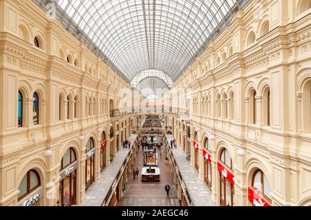 Gomma shopping mall in Piazza Rossa di Mosca, Russia Foto Stock
