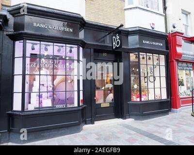 Un Bang & Olufsen shop in Maidstone, Kent, Regno Unito Foto Stock