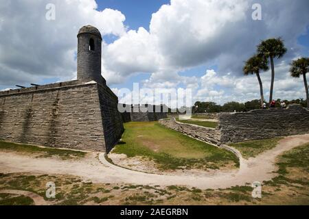 Torre di avvistamento più alto sul lato atlantico bastione delle mura del Castillo de San Marcos fort marion storica fortezza in pietra st Augustine, Florida USA Foto Stock