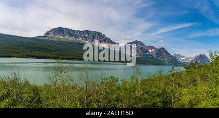 Lake Sherburne è un serbatoio formato dal lago Sherburne diga in molti regione dei ghiacciai del Parco Nazionale di Glacier nel Montana. Foto Stock