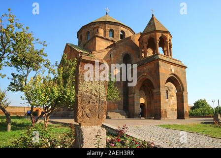 Il settimo secolo Chiesa Apostolica Armena di San Hripsime in Vagharshapat Città, Armenia Foto Stock