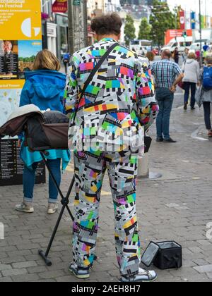 Musicisti di strada di eseguire, Galway City, nella contea di Galway, Repubblica di Irlanda Foto Stock