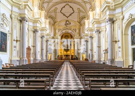 Innenraum der Wallfahrtskirche Santuario di Maria Santissima Annunziata, Trapani, Sizilien, Italien, Europa | Basilica Santuario di Maria Santissim Foto Stock