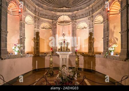 Innenraum der Wallfahrtskirche Santuario di Maria Santissima Annunziata, Trapani, Sizilien, Italien, Europa | Basilica Santuario di Maria Santissim Foto Stock