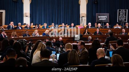 Stati Uniti Rappresentante Jerrold Nadler (D-NY) parla di una casa Comitato Giudiziario Impeachment inchiesta audizione in Washington, DC. Foto Stock