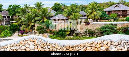 Isola di Tanna, Vanuatu - Luglio 20, 2019: vista dell'edificio dell'hotel evergreen Resort Foto Stock