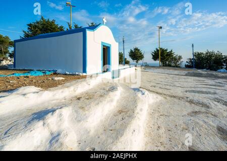 Profitis Ilias Cappella su una collina sopra Faliraki l' Isola di Rodi Grecia Foto Stock