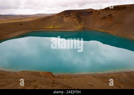 Viti Crater Lake a Krafla, vicino a Myvatn, Islanda Foto Stock