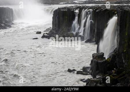 Superiore a cascata di Dettifoss, Islanda Foto Stock