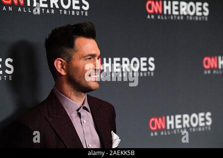NEW YORK, NY - 08 dicembre: Andy Grammer assiste il XIII annuale degli eroi della CNN presso il Museo Americano di Storia Naturale su dicembre 08, 2019 a New York Foto Stock