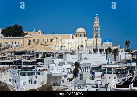 San Giovanni Battista Cattedrale. Fira, Stantorini. La Grecia Foto Stock