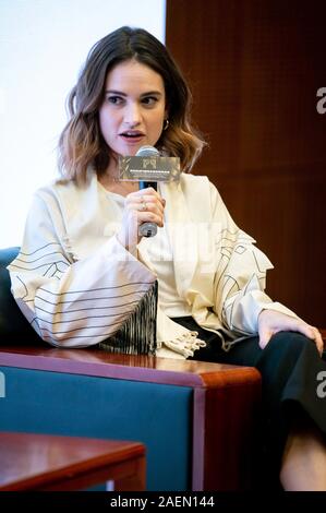 Macao, Cina. 08 Dic, 2019. Lily James a un panel di discussione in corrispondenza del quarto Festival Internazionale del Film & Awards Macao al Macao centro culturale. Macao, 08.12.2019 | Utilizzo di credito in tutto il mondo: dpa/Alamy Live News Foto Stock