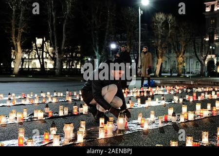 Riga / Lettonia - 30 Novembre 2019 :78anniversario della distruzione dai Nazisti tedeschi e collaboratori lettone dei prigionieri della riga ghett Foto Stock