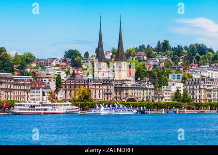 Chiesa di San Leodegar o Hofkirche San Leodegar è una chiesa cattolica romana nella città di Lucerna, Svizzera Foto Stock