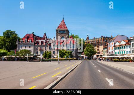 Chateau d'Ouchy o Castello di Ouchy è un antico castello medievale nella città di Losanna in Svizzera Foto Stock