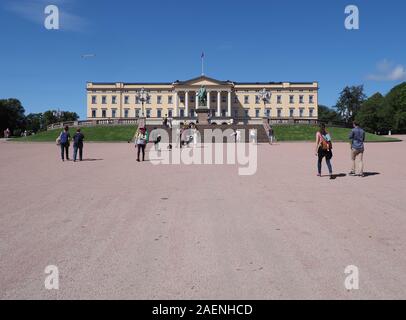 Palazzo Reale di Oslo europea città capitale a Ostlandet in Norvegia Foto Stock