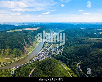 Città di Cochem antenna vista panoramica nella Valle della Mosella, Germania Foto Stock