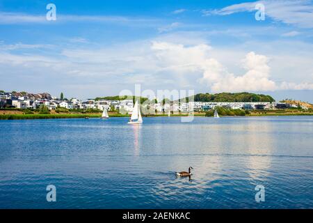 Phoenix vedere il lago è un lago artificiale sulla ex acciaierie Phoenix East nel distretto di Dortmund orda Foto Stock