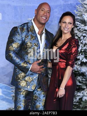 Hollywood, Stati Uniti d'America. 09Dec, 2019. Dwayne Johnson, Lauren Hashian . "Jumanji: il livello successivo' Los Angeles Premiere detenute a TCL Teatro Cinese. Photo credit: Birdie Thompson/AdMedia /MediaPunch Credito: MediaPunch Inc/Alamy Live News Foto Stock