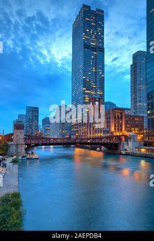 Reid edificio Murdoch e Clark Street Ponte sul Fiume di Chicago, Chicago, Illinois, Stati Uniti Foto Stock