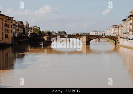 Ponte sul fiume Arno Foto Stock