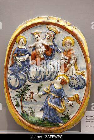 Italia Emilia Romagna Faenza: Museo Internazionale delle Ceramiche: la Sacra conversazione. Romagna xviii secolo Foto Stock