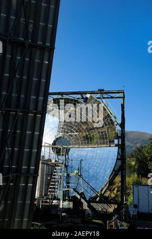 Forno solare o quattro Solaire de Mont-Louis Pyrénées-Orientales Francia Foto Stock