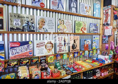 Orlando Winter Park Florida, Rocket Fizz Soda Pop & Candy Shop, negozio di dolciumi, retrò, nostalgia 60s, tendenza vecchio stile, interno, riproduzioni Foto Stock