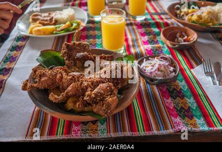 Cuy chactado fritto di cavia Foto Stock