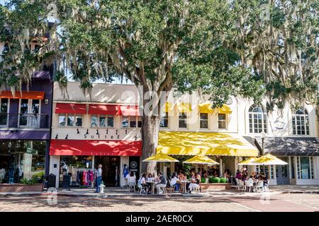 Orlando Winter Park Florida,Downtown,Park Avenue,shopping,quartiere,negozi,ristorante,al fresco,Shade Tree,FL191110144 Foto Stock