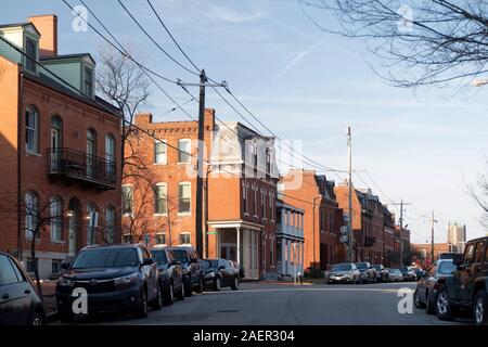 Vista dell'architettura in mattoni del quartiere di Benton Park a St. Louis, Missouri Foto Stock