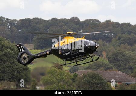 RAF Juno HT1 DHFS di effettuare formazione tattica militare di personale di volo in elicottero. Foto Stock