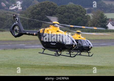 RAF Juno HT1 DHFS di effettuare formazione tattica militare di personale di volo in elicottero. Foto Stock