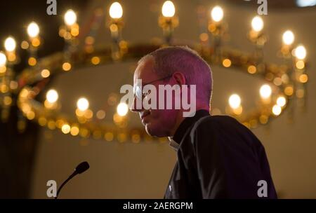 Il nuovo Arcivescovo di Canterbury Justin Welby prende residenza a Lambeth Palace a Londra Nov 2012. Foto Stock