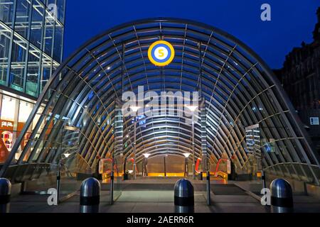 St Enoch, Subway, SPT, calici, Glasgow, Scozia, Regno Unito Foto Stock