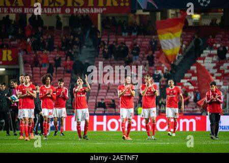 Lisbona, Portogallo. Decimo Dec, 2019. SL Benfica giocatori celebrare durante la UEFA Champions League 2019/2020 partita di calcio tra SL Benfica e FC Zenit a Lisbona.(punteggio finale; SL Benfica Lisbona 3:0 FC Zenit) Credito: SOPA Immagini limitata/Alamy Live News Foto Stock