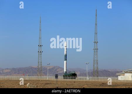 Razzo vettore Kuaizhou 1A (KZ 1A) lancia dal Jiuquan Satellite Launch Center nella città di Jiuquan, a nord-ovest della Cina di provincia di Gansu, 13 novembre 2 Foto Stock