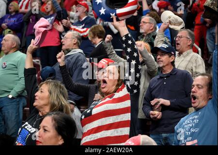 Hershey, Pennsylvania, USA. 10 dicembre, 2019. Stati Uniti Presidente Donald Trump e Vicepresidente Mike Pence tornare in Pennsylvania per un a mantenere l'America grande campagna rally al Centro Giant, ad Hershey, PA, il 10 dicembre 2019. Credito: OOgImages/Alamy Live News Foto Stock