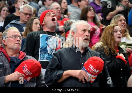 Hershey, Pennsylvania, USA. 10 dicembre, 2019. Stati Uniti Presidente Donald Trump e Vicepresidente Mike Pence tornare in Pennsylvania per un a mantenere l'America grande campagna rally al Centro Giant, ad Hershey, PA, il 10 dicembre 2019. Credito: OOgImages/Alamy Live News Foto Stock